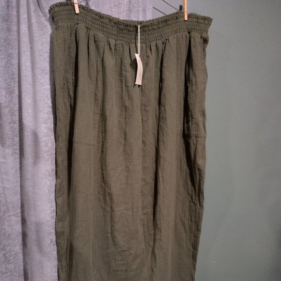 NWT Universal Thread skirt - Picture 1 of 3